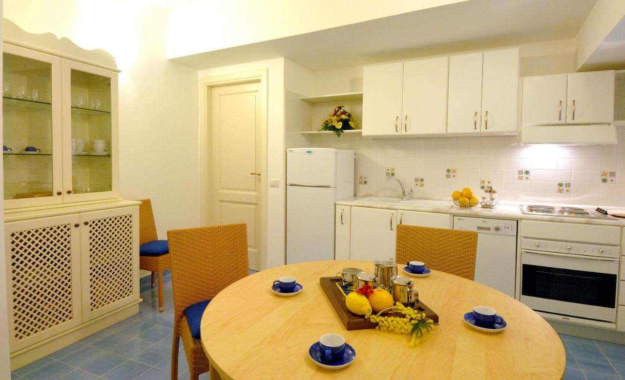 Aurora Residence Amalfi Bagian luar foto